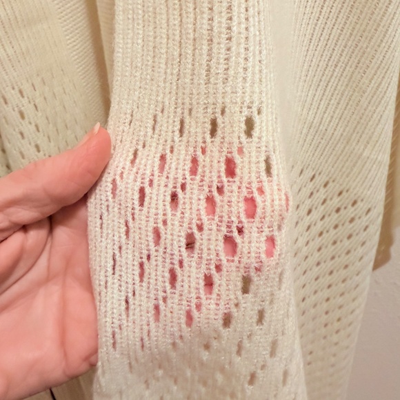 The Skyline Collection Women's Ivory and Black Fringed Open Front Shawl Sweater - Picture 4 of 14